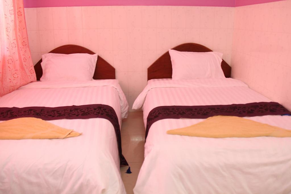 Capitol 3 Guesthouse Phnom Penh Extérieur photo