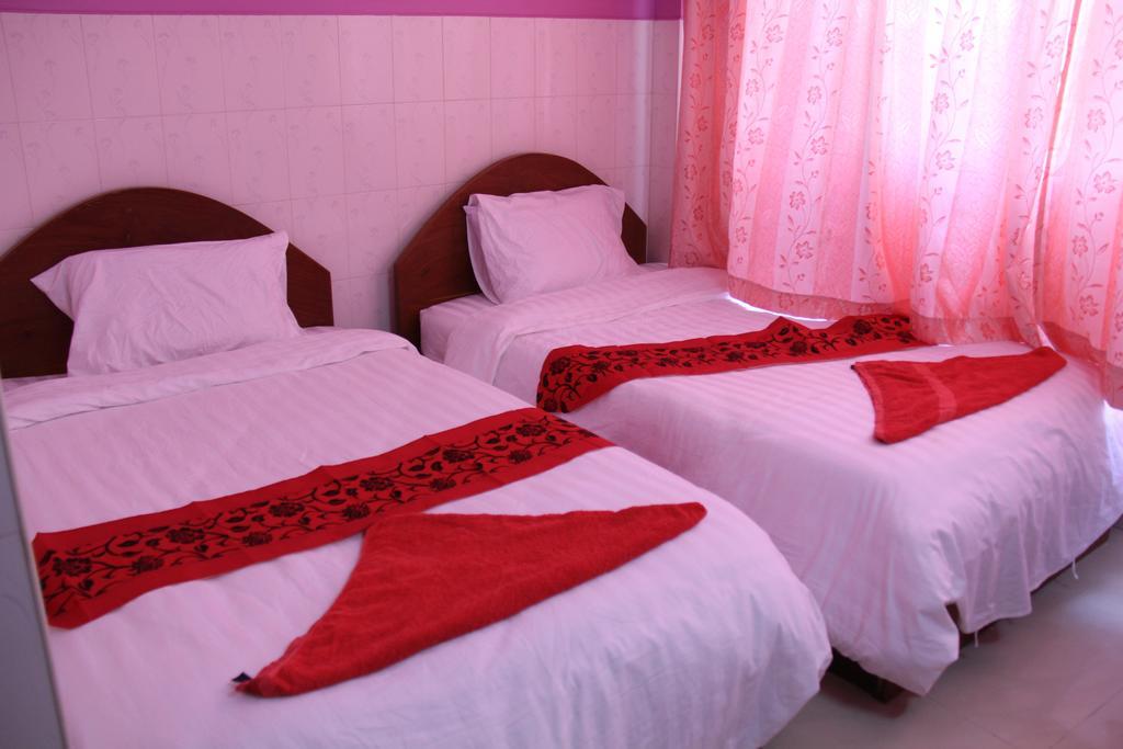 Capitol 3 Guesthouse Phnom Penh Extérieur photo