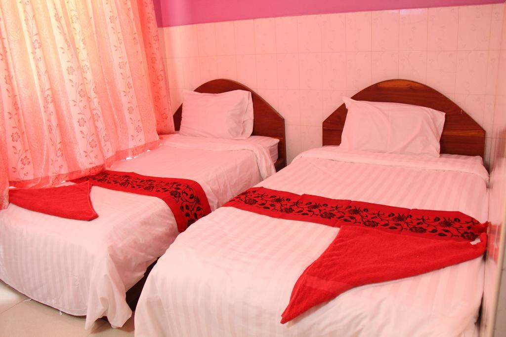 Capitol 3 Guesthouse Phnom Penh Extérieur photo