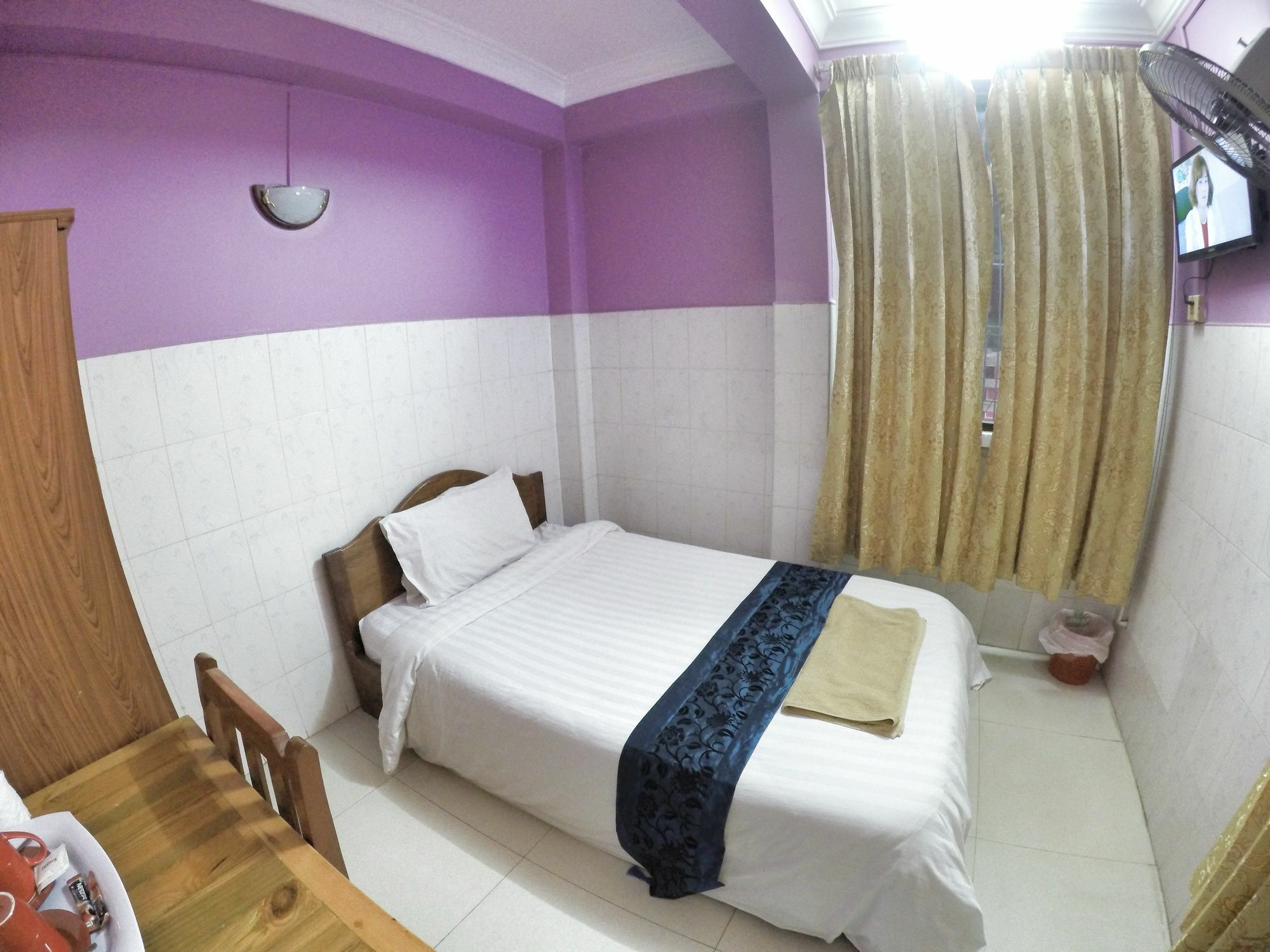 Capitol 3 Guesthouse Phnom Penh Extérieur photo