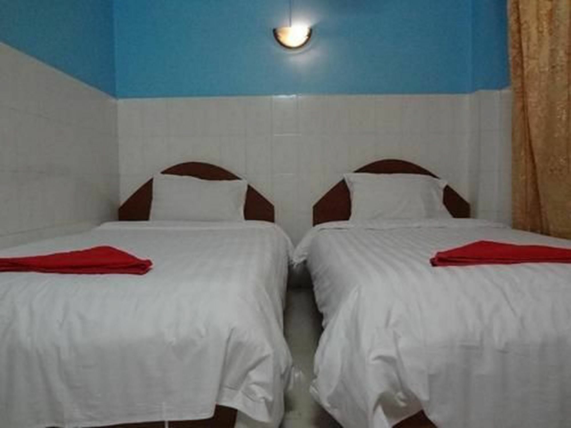 Capitol 3 Guesthouse Phnom Penh Extérieur photo